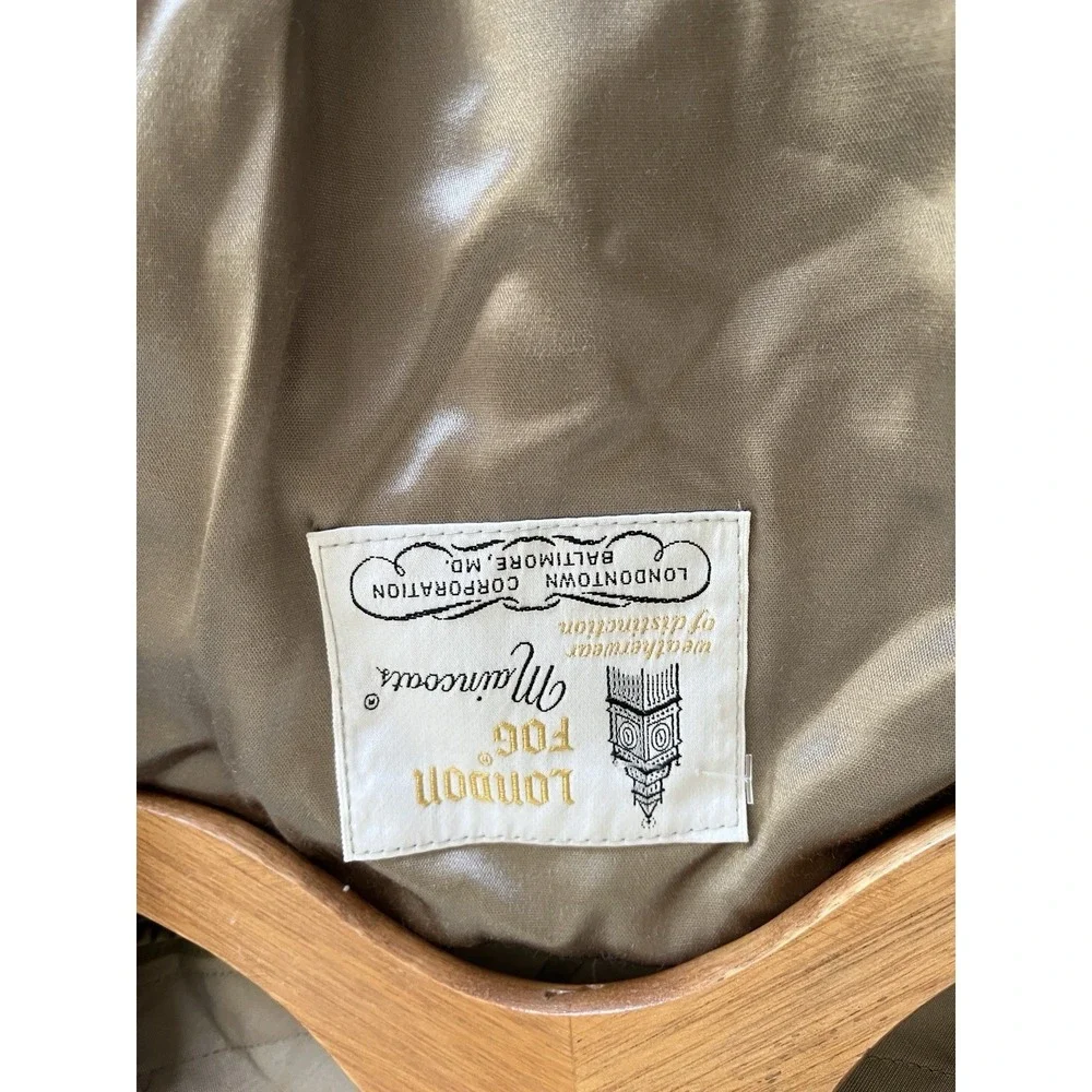VTG 70s London Fog Trench Coat Men 44 Tan Double Breasted Belt Line USA Classic - Picture 9 of 13